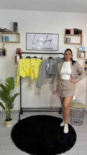 IMG-20260222-WA0003 Conjunto traje