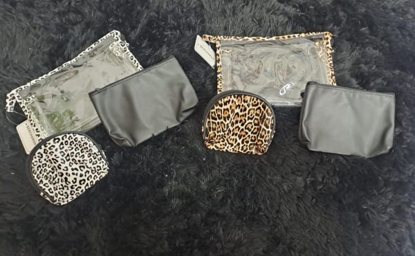 COSMETICA_ NECESER ANIM. PRINT. PACK3 - 6€ - BLANCO Y CHOCO PACK DE 3 NECESERES ANIMAL PRINT